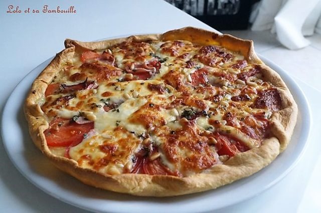 Tarte à La Tomate & Tomme Fraîche • Recette De Lolo Et Sa Tambouille