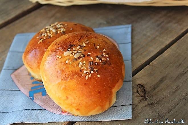 Pains à hamburgers extra moelleux au lait ribot Recette de Lolo et sa tambouille