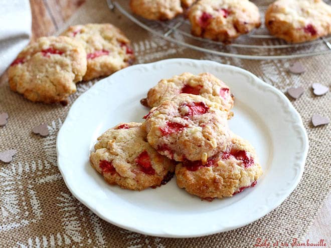 cookies aux fraises,cookies aux fraises fraiches,cookies fraises chocolat blanc,cookies fraises chocolat