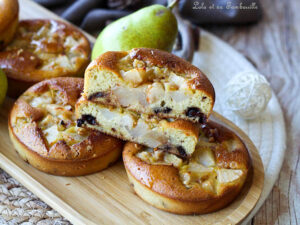 Moelleux amandine aux poires,moelleux amande aux poires,moelleux amandes poires chocolat,moelleux amandes poires,gâteau amandine aux poires,gateau amandine aux poires sans pate,moelleux amandine aux poires pépites de chocolat,recette moelleux amandine aux poires pépites de chocolat,recette moelleux amandine aux poires,recette moelleux amandine,moelleux amandine aux poires lolotambouille