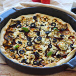 Tarte fine aux aubergines,Tarte fine aux aubergines pesto rosso feta,Tarte fine aux aubergines pesto feta,Tarte fine aux aubergines pesto et feta,Tarte fine aux aubergines feta,tarte fine aubergine feta,recette tarte fine aux aubergines feta,recette tarte fine aubergines feta,recette tarte fine aubergines,recette tarte fine aux aubergines,recette tarte fine aux aubergines pesto feta